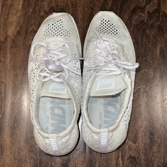 Nike Flyknit Racer 4.5 M 6 W Triple White Sail Pure Platinum - Picture 5 of 9